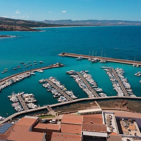 Rocce Rosse Sardinia Aparthotel Isola Rossa Exteriör bild