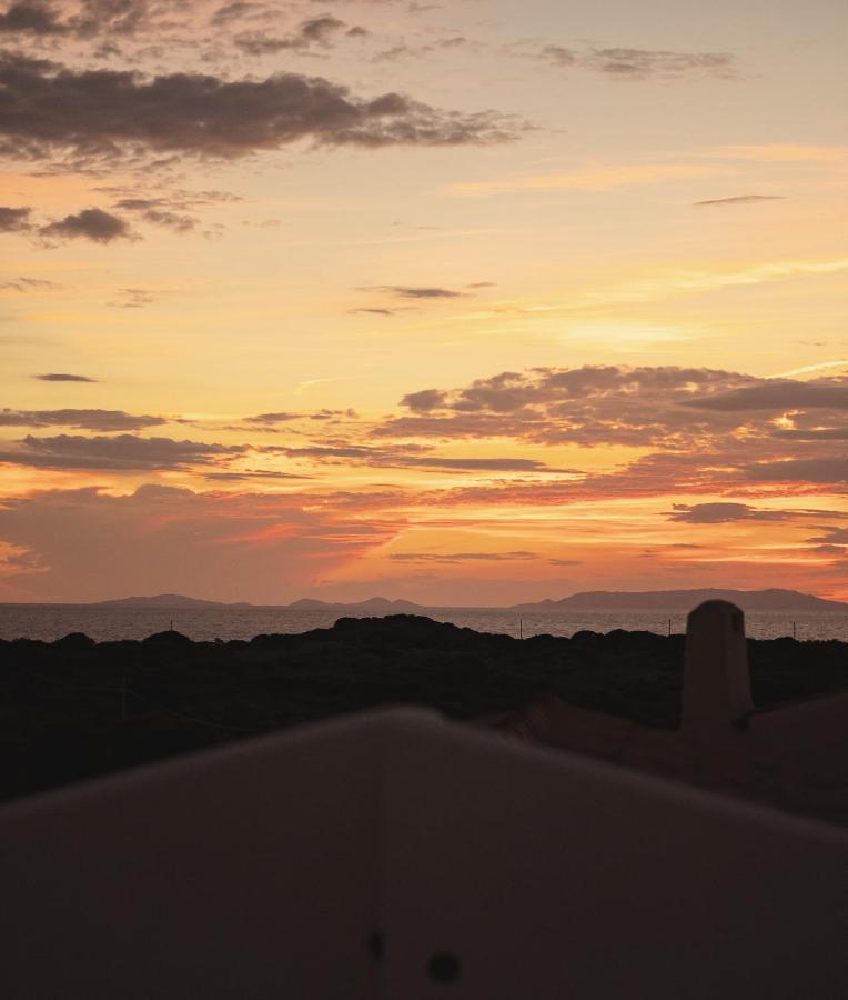 Rocce Rosse Sardinia Aparthotel Isola Rossa Exteriör bild