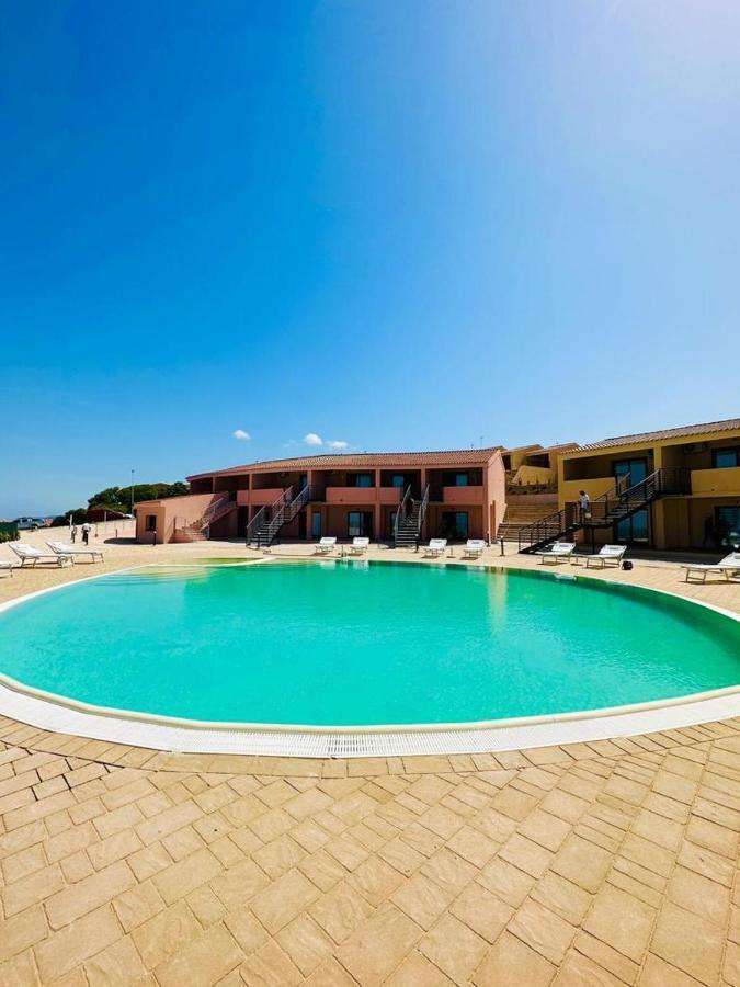 Rocce Rosse Sardinia Aparthotel Isola Rossa Exteriör bild
