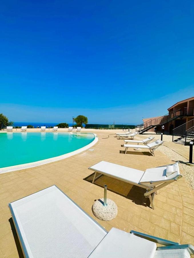 Rocce Rosse Sardinia Aparthotel Isola Rossa Exteriör bild